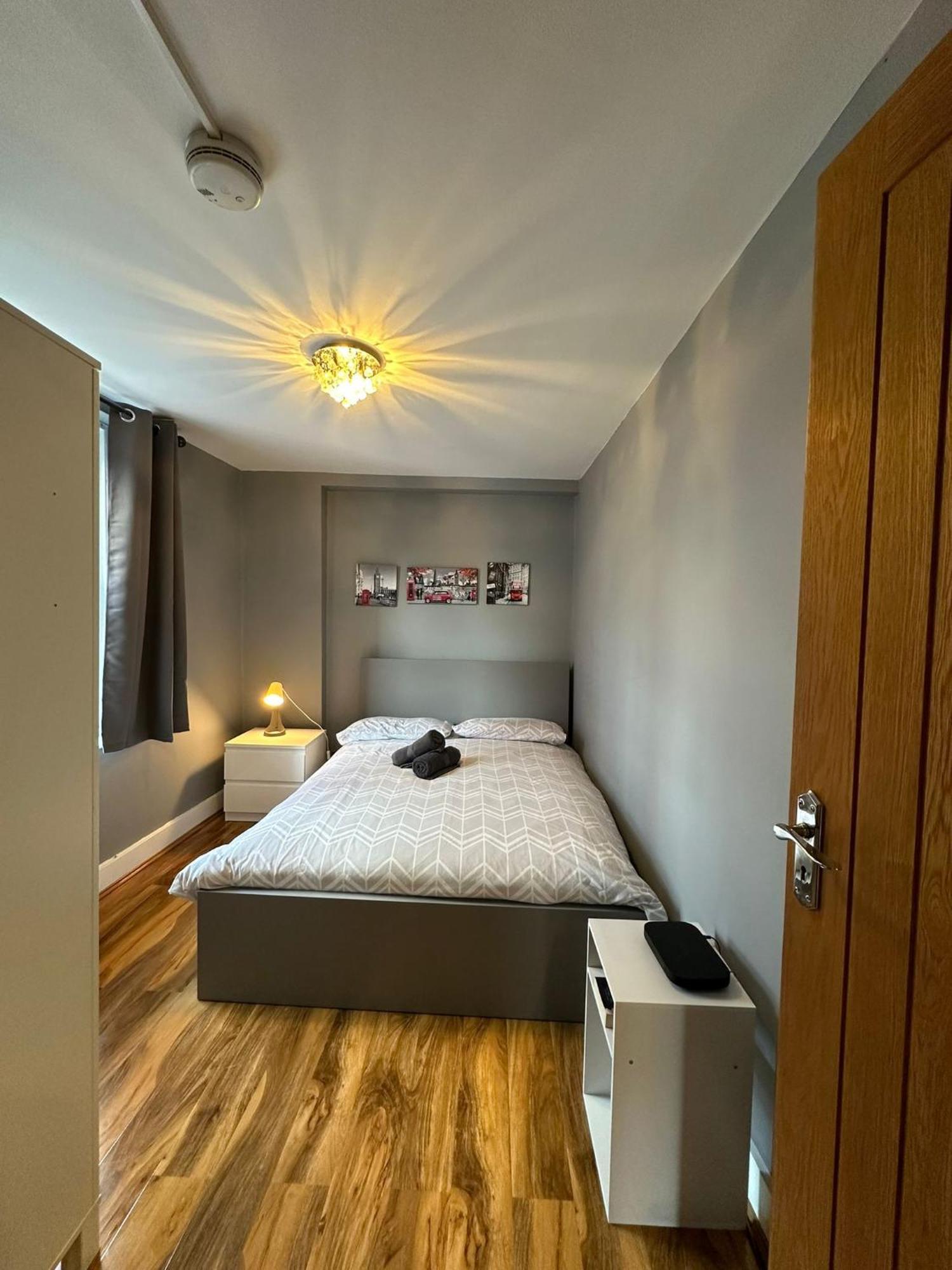 Lovely 2 Bedrooms Apartment Λονδίνο Εξωτερικό φωτογραφία